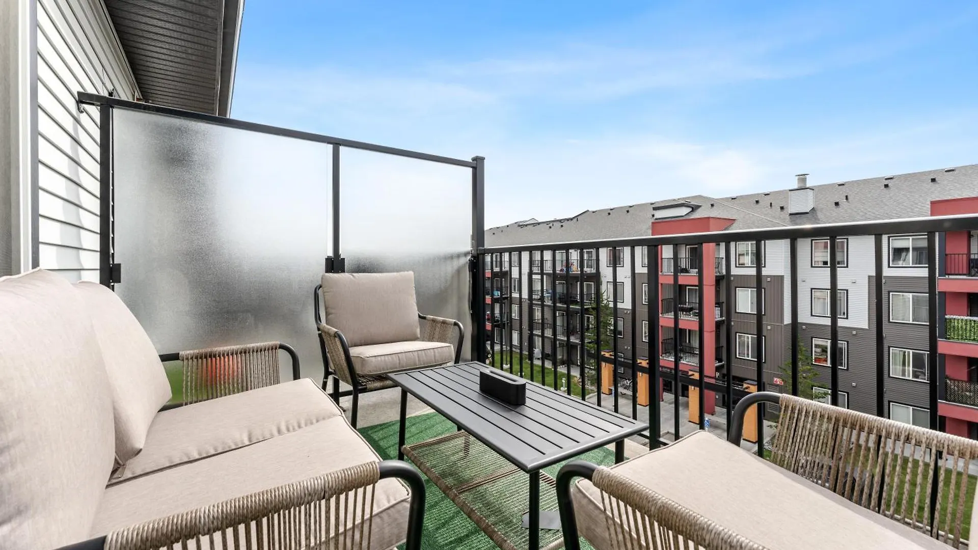 埃德蒙顿The Urban Heaven, Sleek 2Br , Ac公寓 0*, 埃德蒙顿