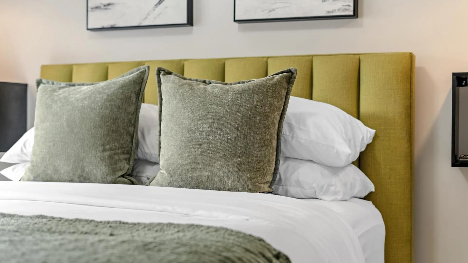 公寓 埃德蒙顿The Urban Heaven, Sleek 2Br , Ac公寓